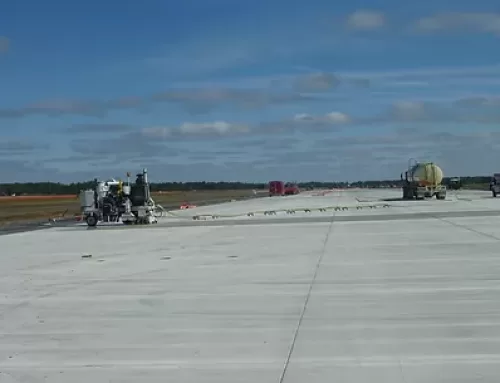 WIllow Run Runway 5R-23L